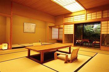 Choraku Ryokan Kobe Zewnętrze zdjęcie