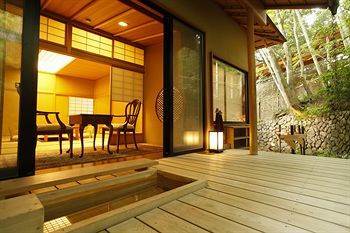 Choraku Ryokan Kobe Zewnętrze zdjęcie